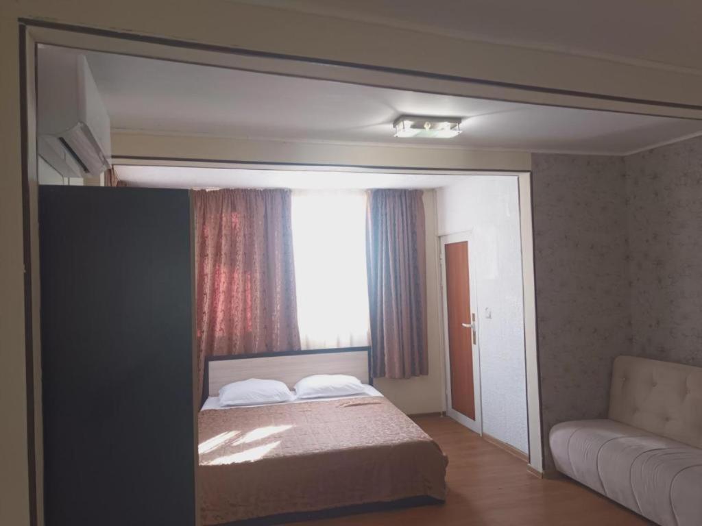 Apartments Danita & Restaurant&Pool Bar 瓦爾納 外观 照片